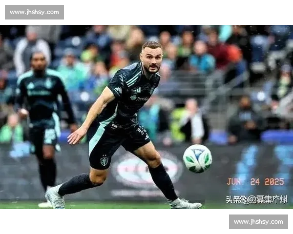 闪电解职！博塔弗戈主帅率队击败巴黎后突遭下课，世俱杯 16 强成导火索