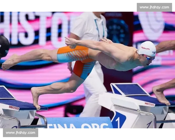 潘展乐陷入低谷期：世界排名跌出前十，世锦赛冲冠面临巨大挑战